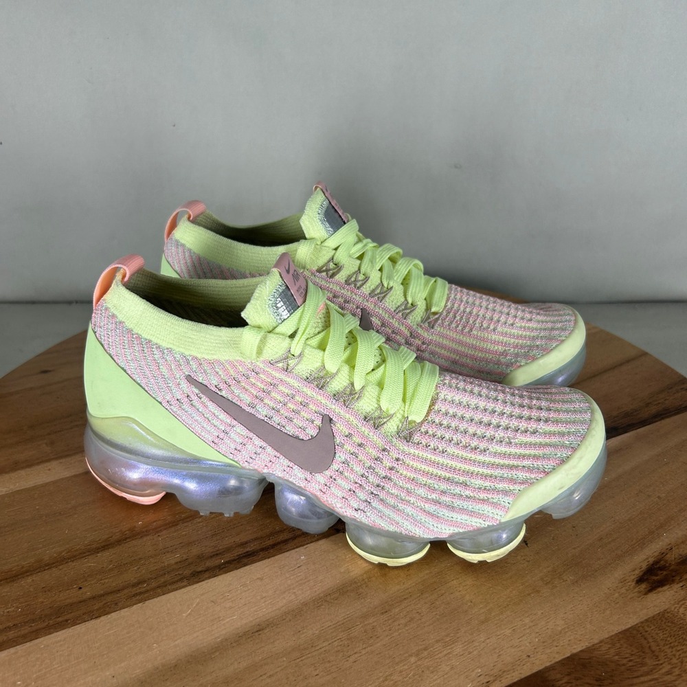 Nike Air VaporMax 3.0 Barely Volt Pink Blast Running Shoes AJ6910-700 Womens 7